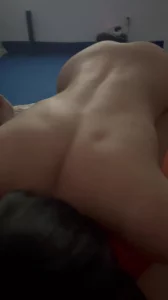 老婆想找个小伙子来草她了