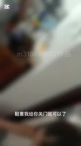 [原创]又下一城拿下一位新的京东家政人妻，背着老公夹着姨妈来和我交尾内射