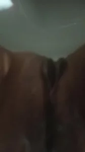 骚母狗上班拍骚逼