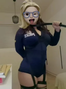 03年小女友家中自慰发视频勾引我