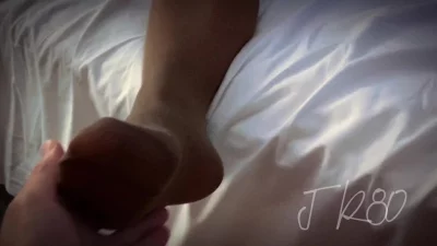 人妻咖啡色丝袜享受插穴舔脚