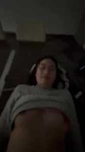 早晨跟女友在学校教学楼会议室里面操逼真刺激