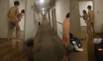 3P淫荡骚女坐标广州